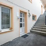 Central Apartments Brassó