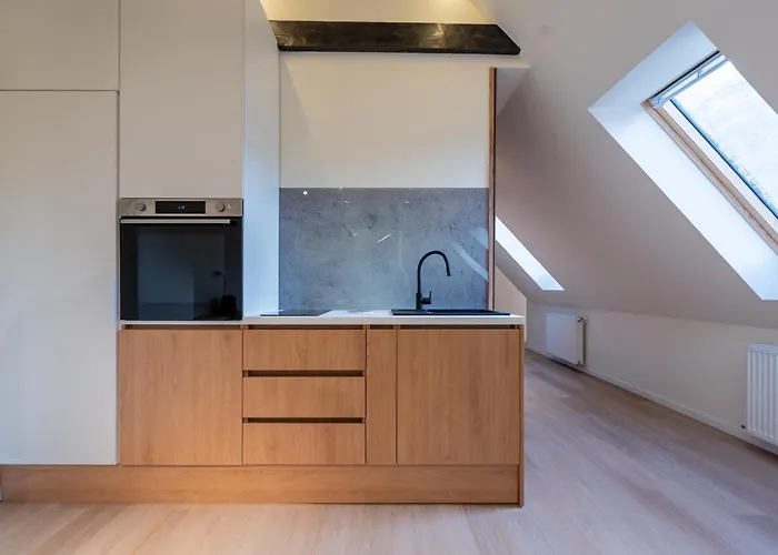 Central Apartments Апартаменты